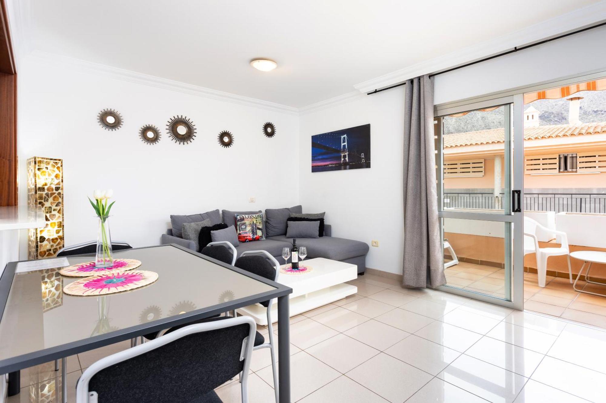 Home2Book Los Cristianos, Pool & Beach Лос-Крістіанос Екстер'єр фото